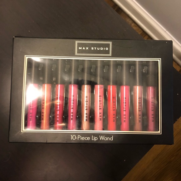 Max Studio Other - MAX STUDIO 10-Piece Lip Wand Set